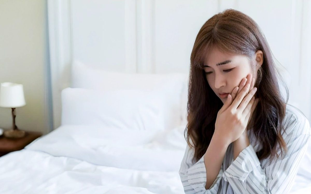 Treat teeth grinding with a mouthguard